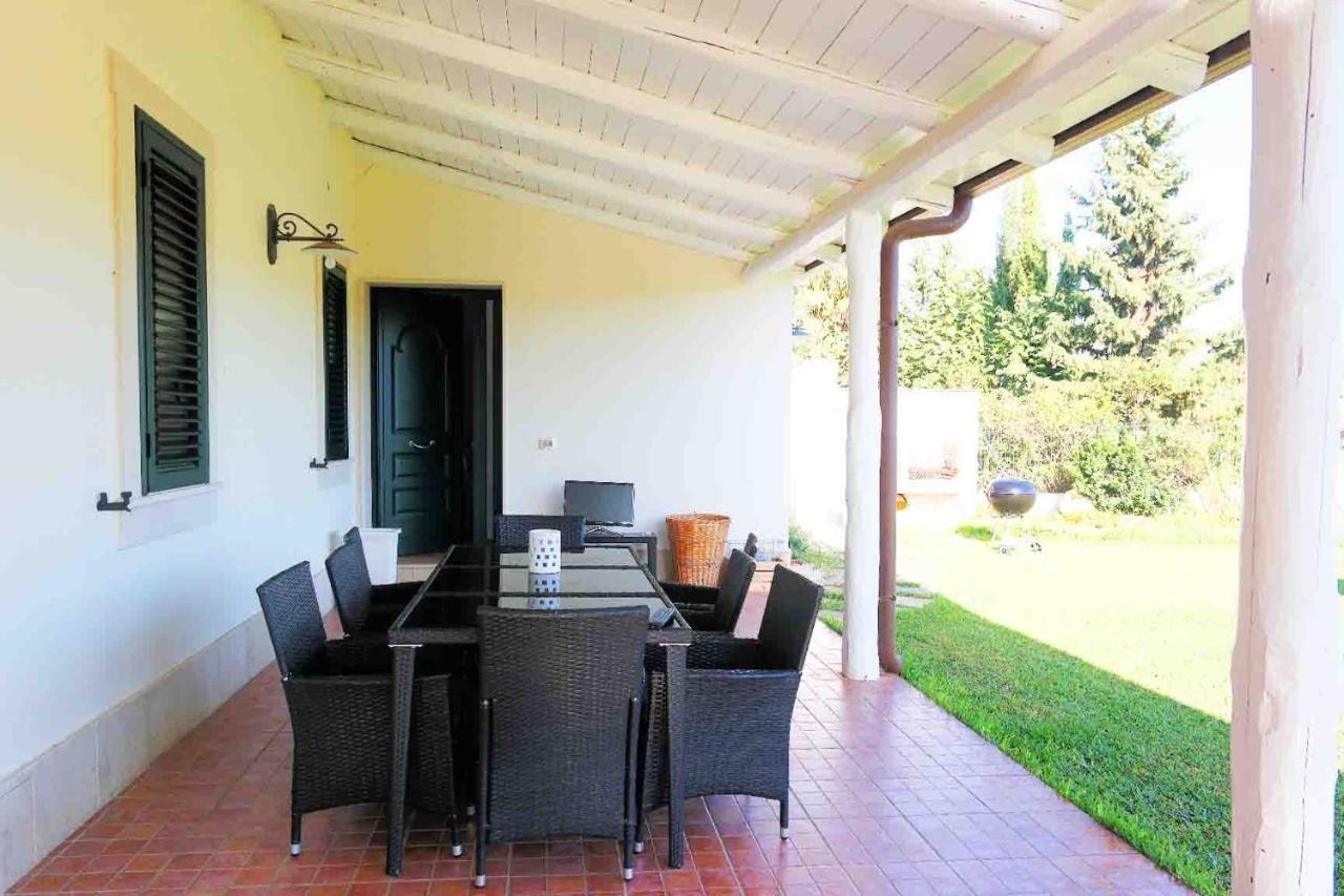 Summer House Avola Buitenkant foto
